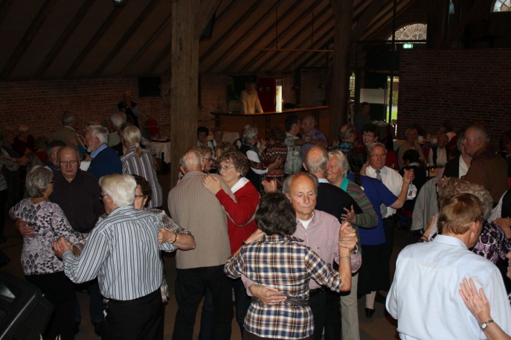 Tanztee 25.10.2015011 Hayungshof Dunum